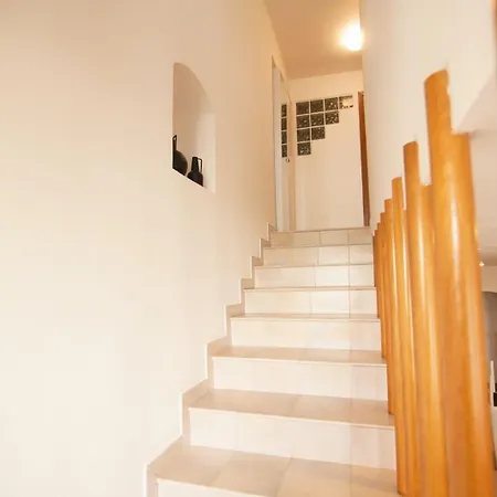 Casa Vacanze Castello Frontone Exterior photo